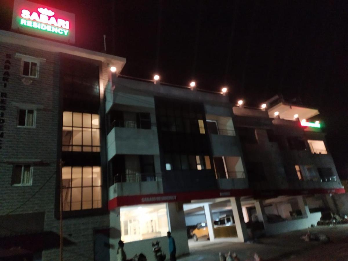 Sabari Residency Hotel Vālpārai Buitenkant foto
